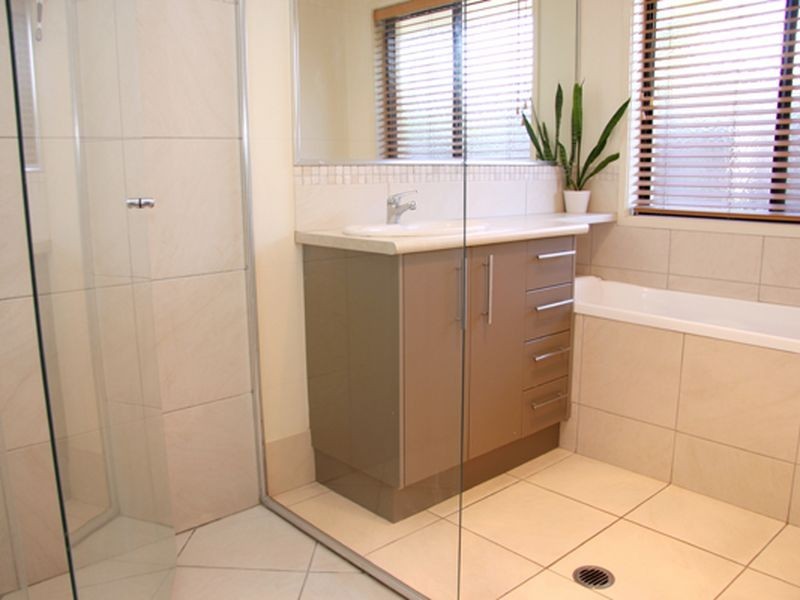 44 Sailfish Drive, Mountain Creek QLD 4557