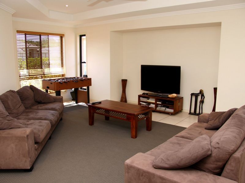 44 Sailfish Drive, Mountain Creek QLD 4557