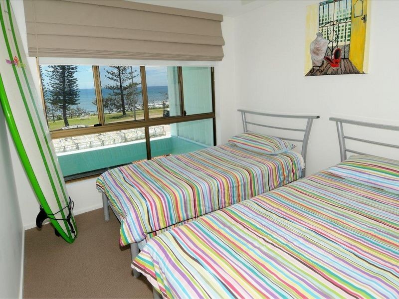 8/238-240 Alexandra Parade, Alexandra Headland QLD 4572