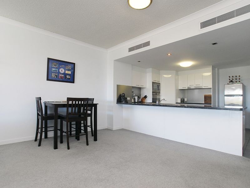 8/21 Smith Street, Mooloolaba QLD 4557
