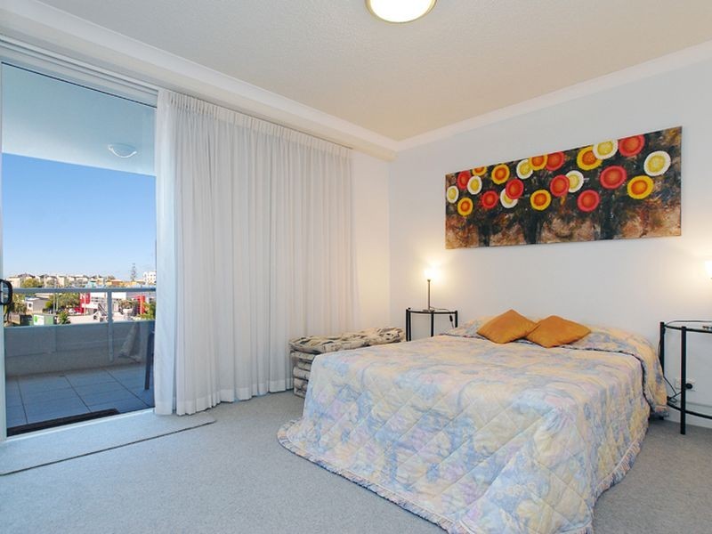8/21 Smith Street, Mooloolaba QLD 4557