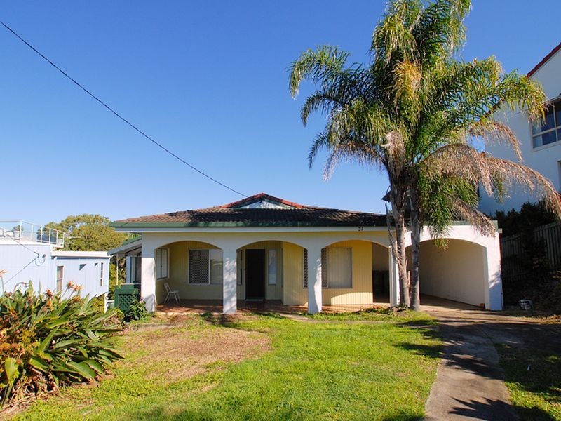 31 Tantula Road E, Alexandra Headland QLD 4572