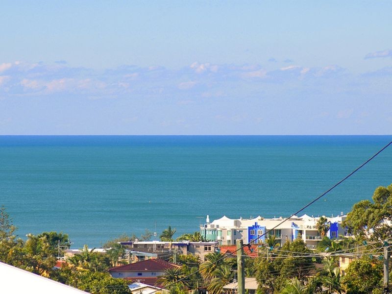 31 Tantula Road E, Alexandra Headland QLD 4572