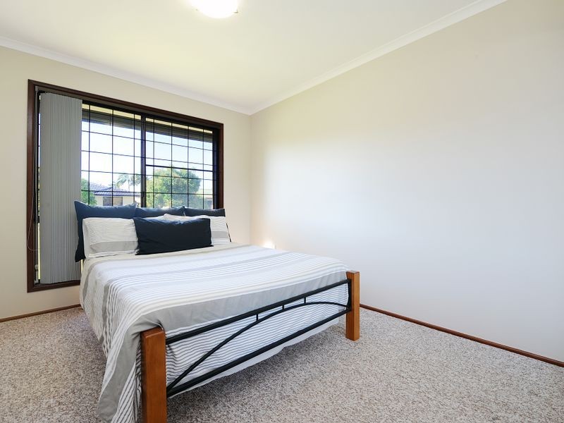 6 Bluebird Pde, Bokarina QLD 4575