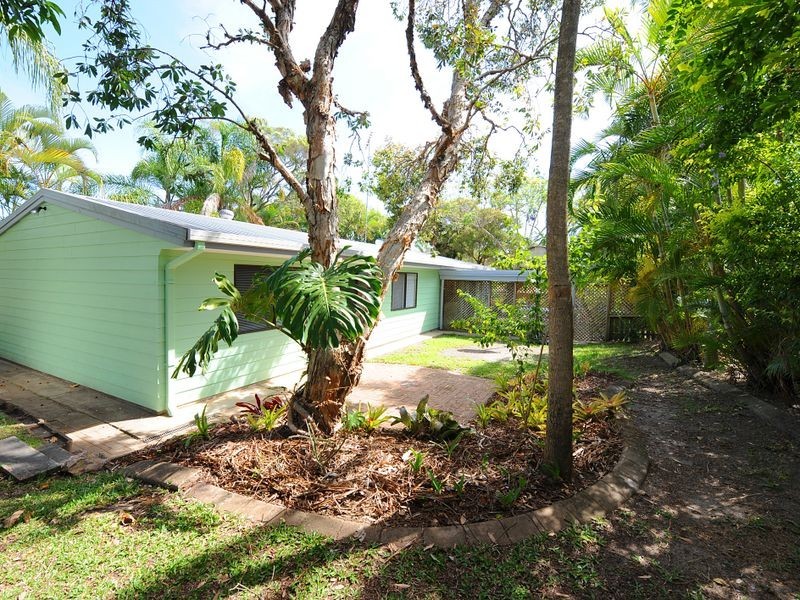 9 Jacaranda Drive, Mooloolaba QLD 4557