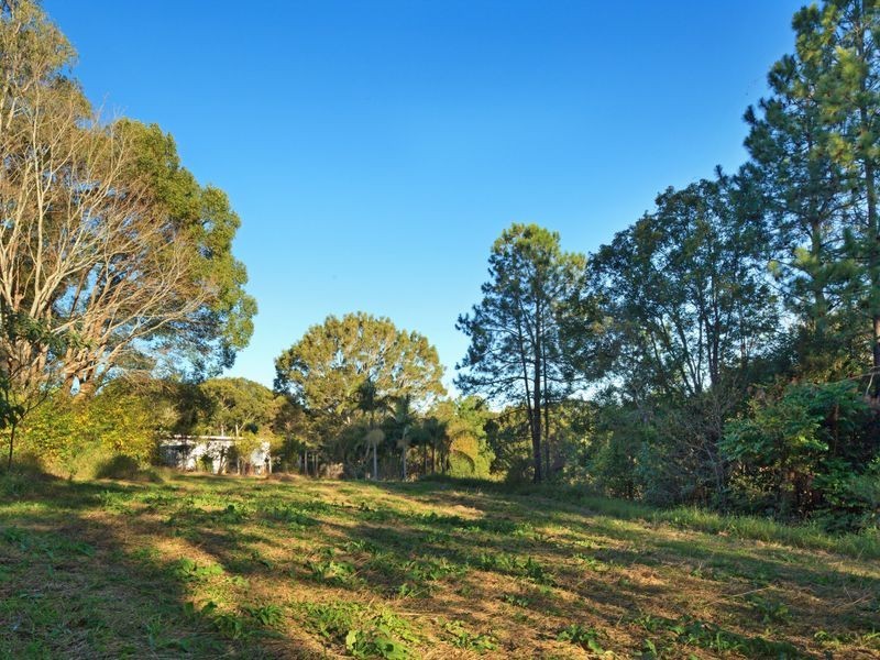 13 Laurel Avenue, Nambour QLD 4560