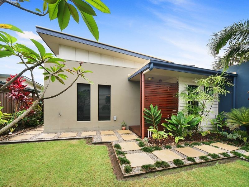 1/7 Suzanne Close, Mudjimba QLD 4564