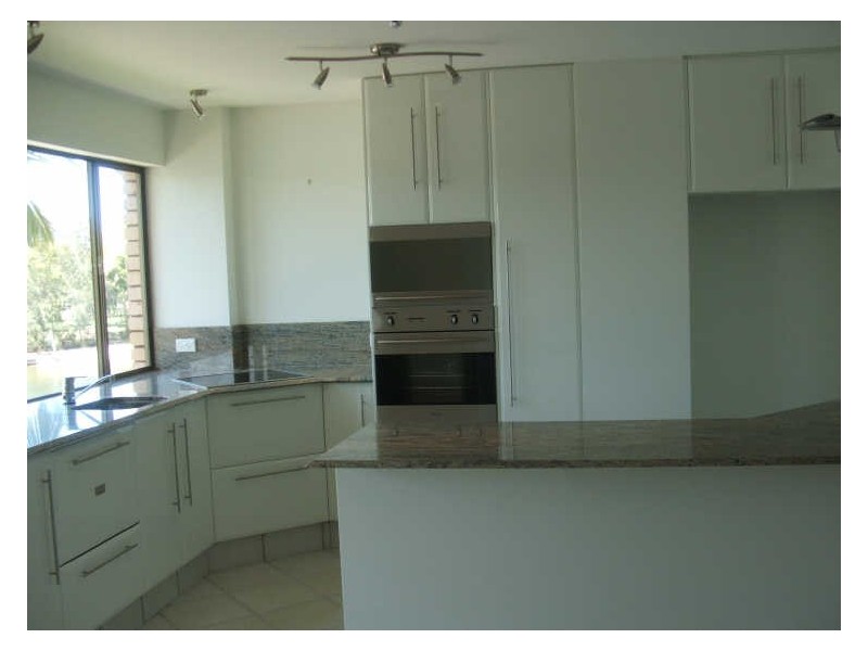 2/8 Kyamba Court, Mooloolaba QLD 4557