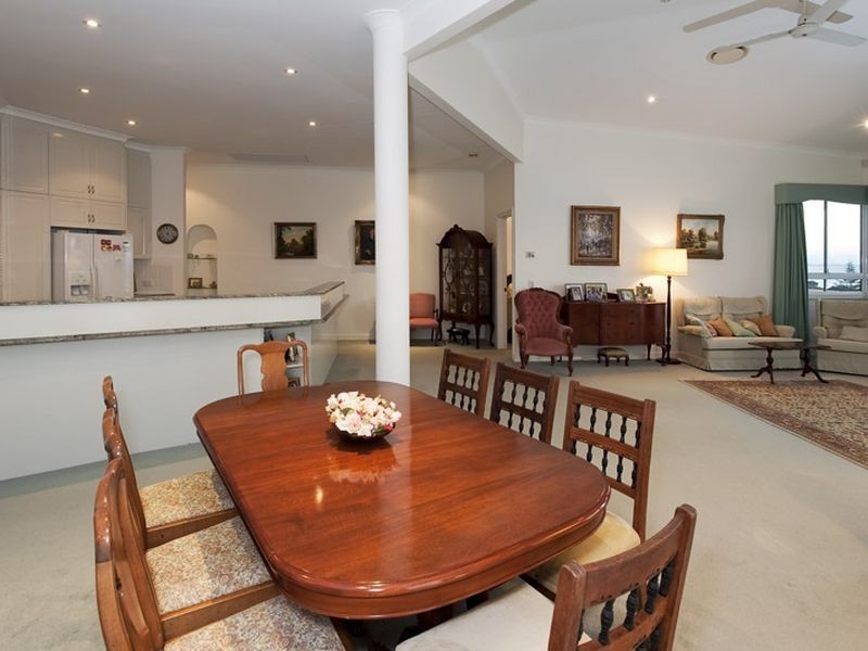 63/140-144 Alexandra Parade, Alexandra Headland QLD 4572