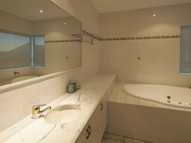 63/140-144 Alexandra Parade, Alexandra Headland QLD 4572