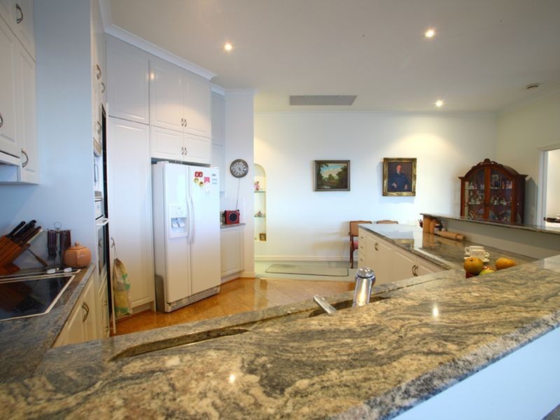 63/140-144 Alexandra Parade, Alexandra Headland QLD 4572