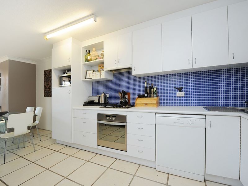 2/6 Corowa Crescent, Mooloolaba QLD 4557