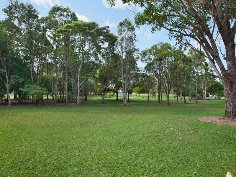 5 Sorbonne Close, Sippy Downs QLD 4556