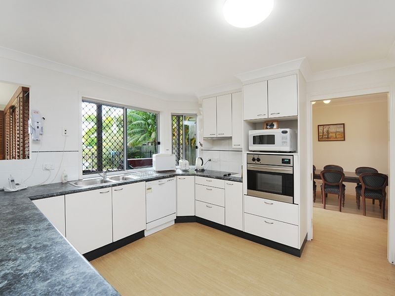 124 Sunbird Chase, Parrearra QLD 4575