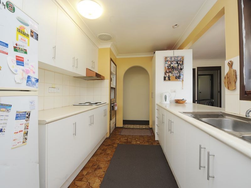 14 Arilpa Street, Warana QLD 4575