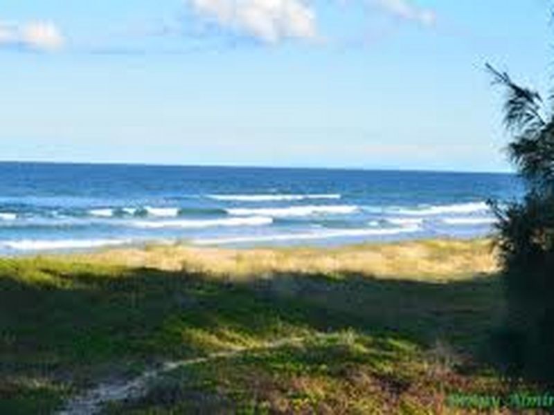 14 Arilpa Street, Warana QLD 4575