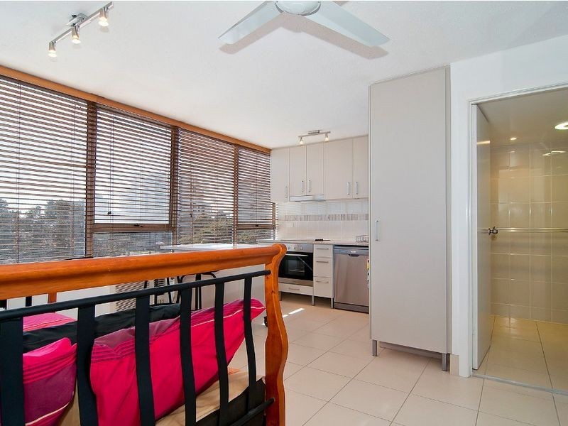 42/24 Wirraway Street, Alexandra Headland QLD 4572