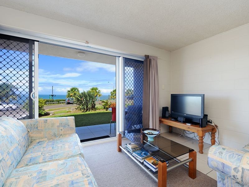 1/6 Marina Walk, Alexandra Headland QLD 4572