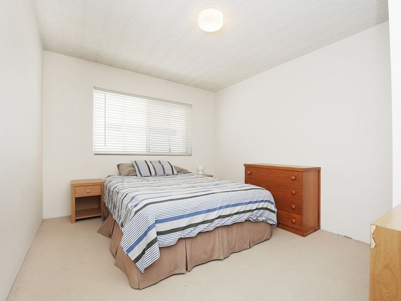 1/6 Marina Walk, Alexandra Headland QLD 4572