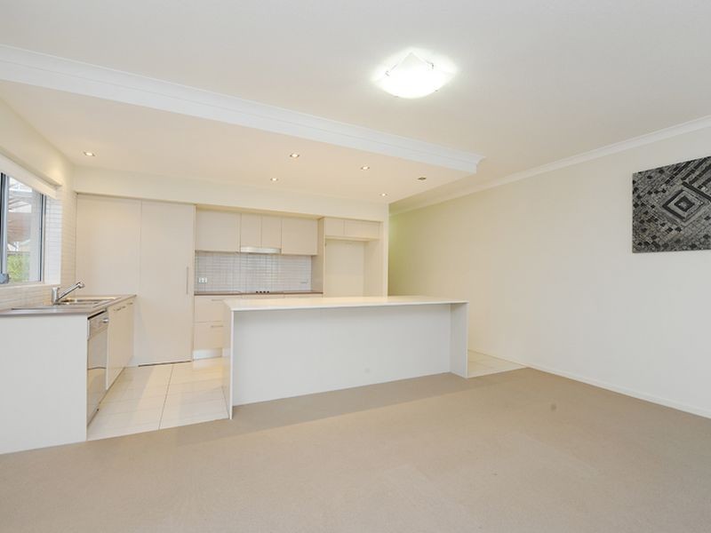 4/16 Okinja Road, Alexandra Headland QLD 4572