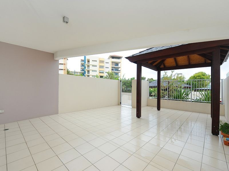 4/16 Okinja Road, Alexandra Headland QLD 4572