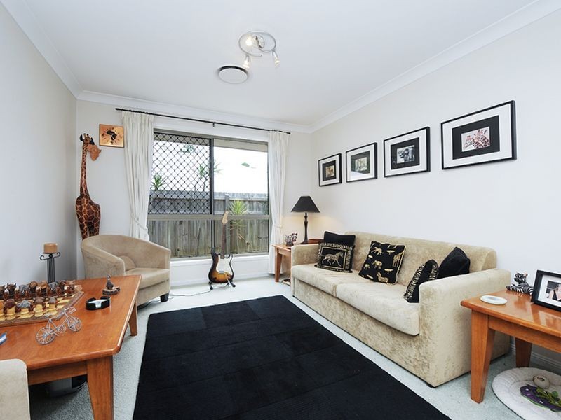 8 Hastings Place, Buderim QLD 4556