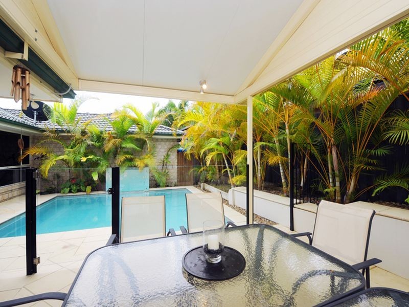 8 Hastings Place, Buderim QLD 4556