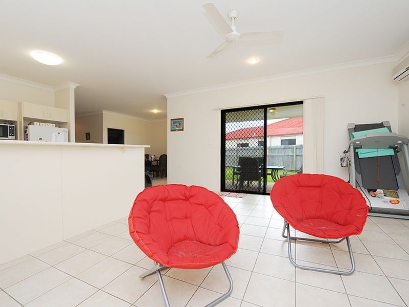 27 Sailfish Drive, Mountain Creek QLD 4557