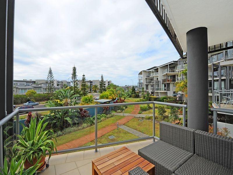 22/10 Grand Parade, Parrearra QLD 4575
