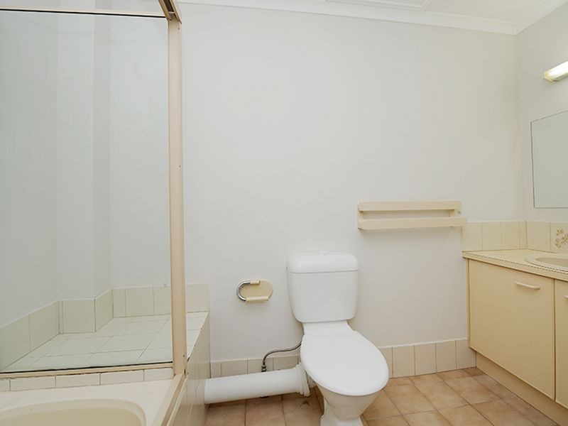 2/14 Carrothool Place, Mooloolaba QLD 4557