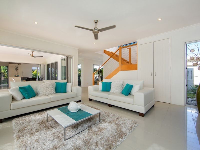 11 Easter Street, Parrearra QLD 4575