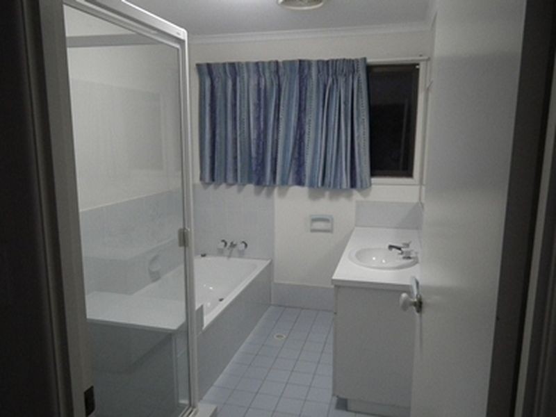 34 Oceanic Drive, Warana QLD 4575