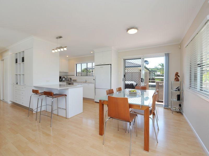20 Poinsettia Avenue, Mooloolaba QLD 4557