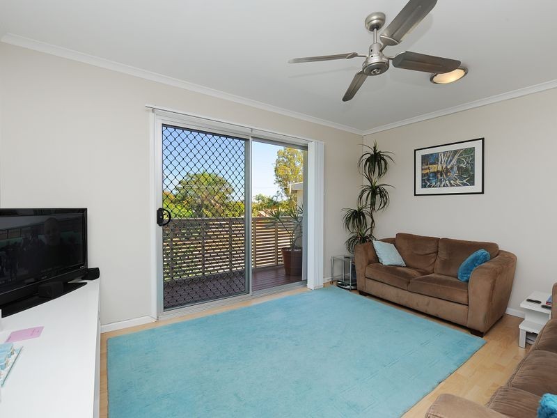 20 Poinsettia Avenue, Mooloolaba QLD 4557