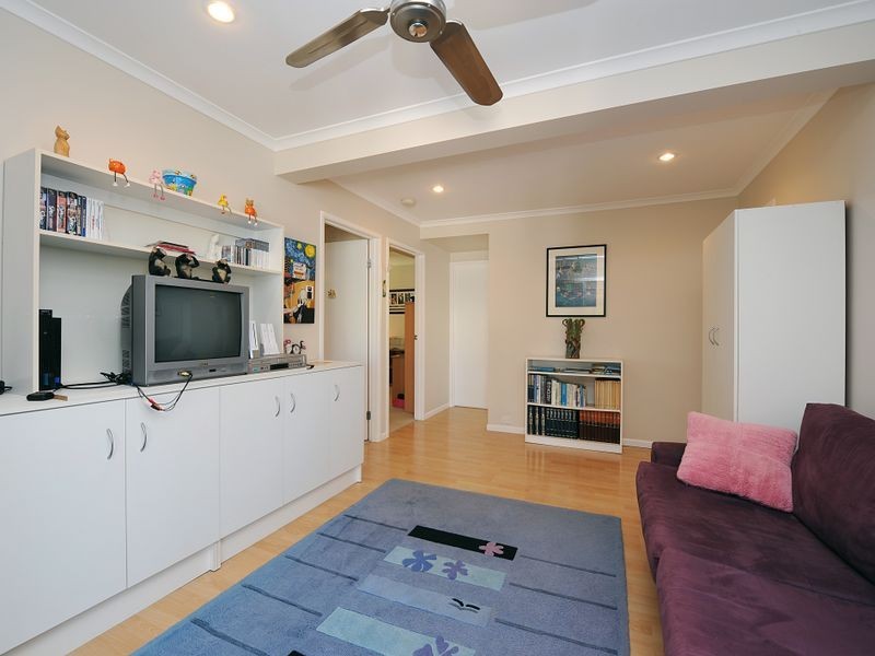 20 Poinsettia Avenue, Mooloolaba QLD 4557