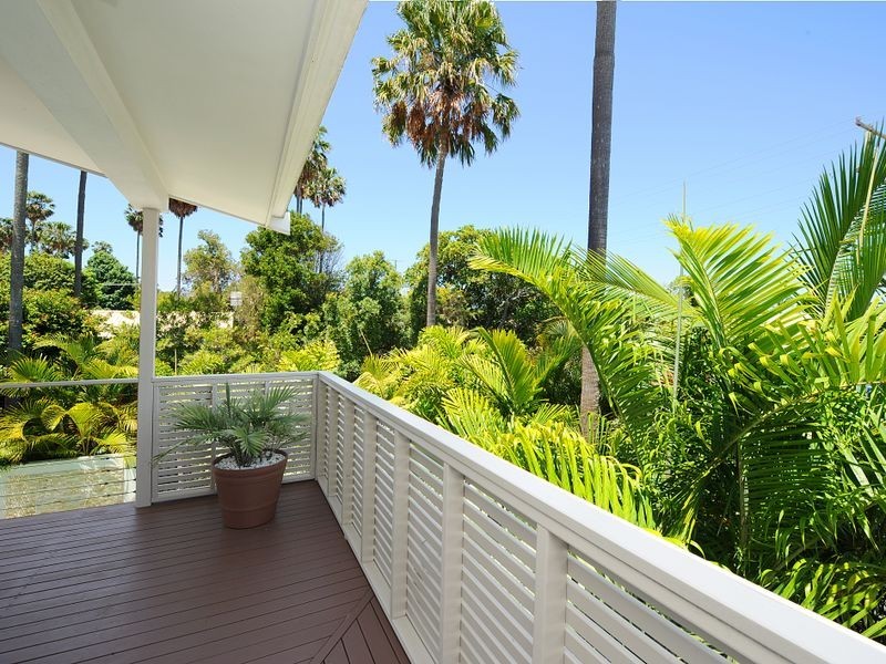 20 Poinsettia Avenue, Mooloolaba QLD 4557