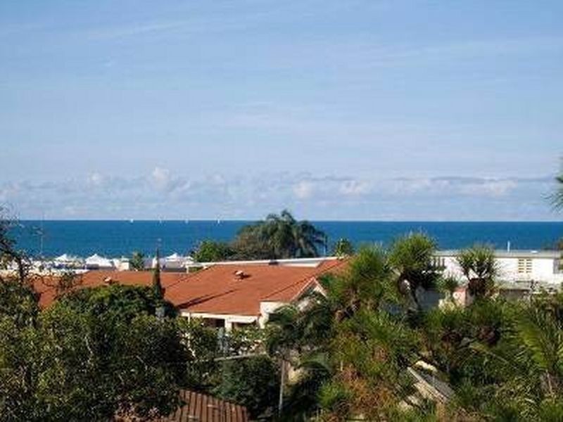 15A Camfield Street, Alexandra Headland QLD 4572