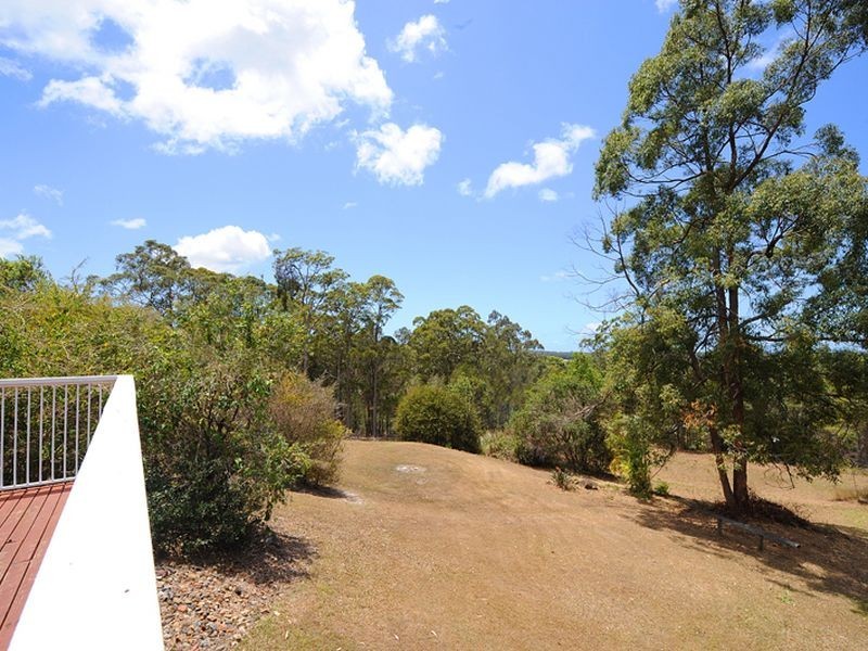 17 Forest Oak Court, Tanawha QLD 4556