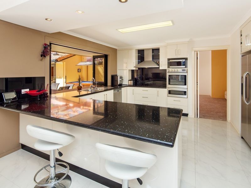 21 Molakai Drive, Mountain Creek QLD 4557
