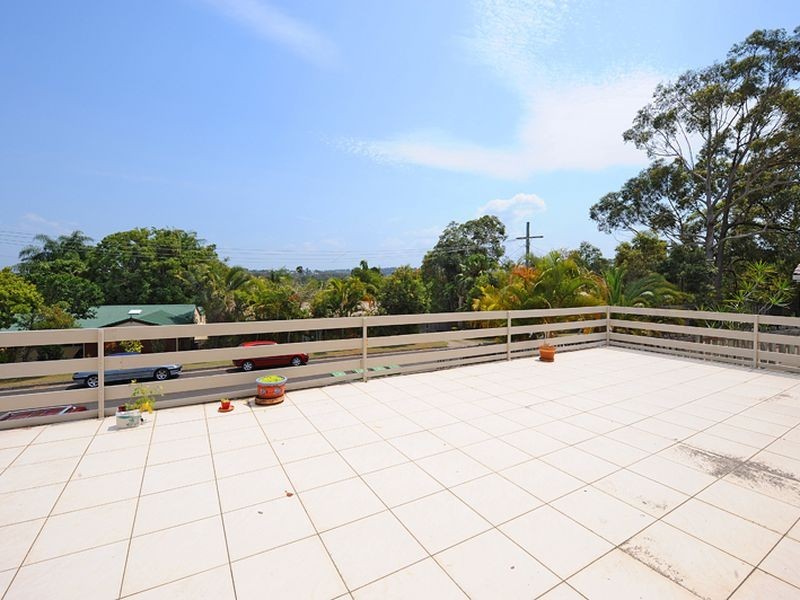 2/42 Toorumbee Drive, Mooloolaba QLD 4557