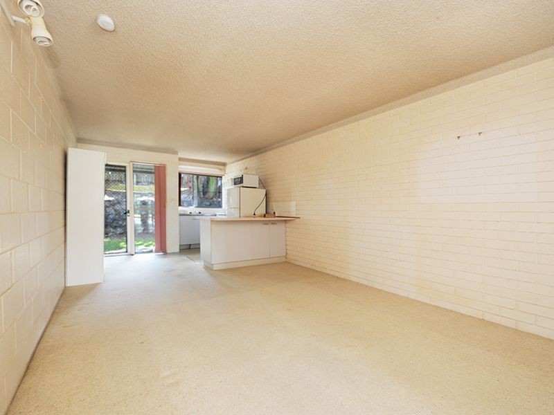 2/42 Toorumbee Drive, Mooloolaba QLD 4557