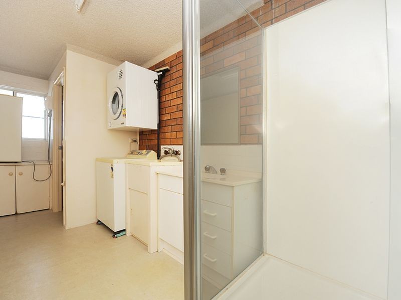 2/42 Toorumbee Drive, Mooloolaba QLD 4557