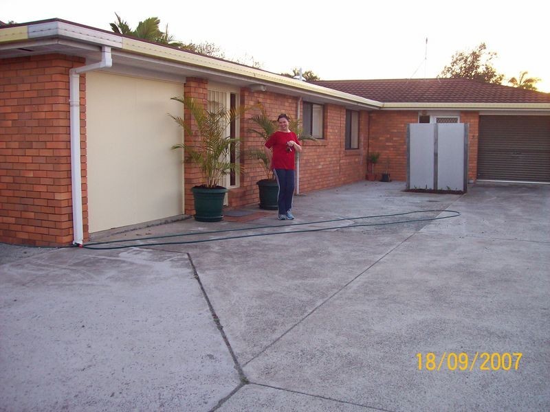 1/74 Nicklin Way, Warana QLD 4575