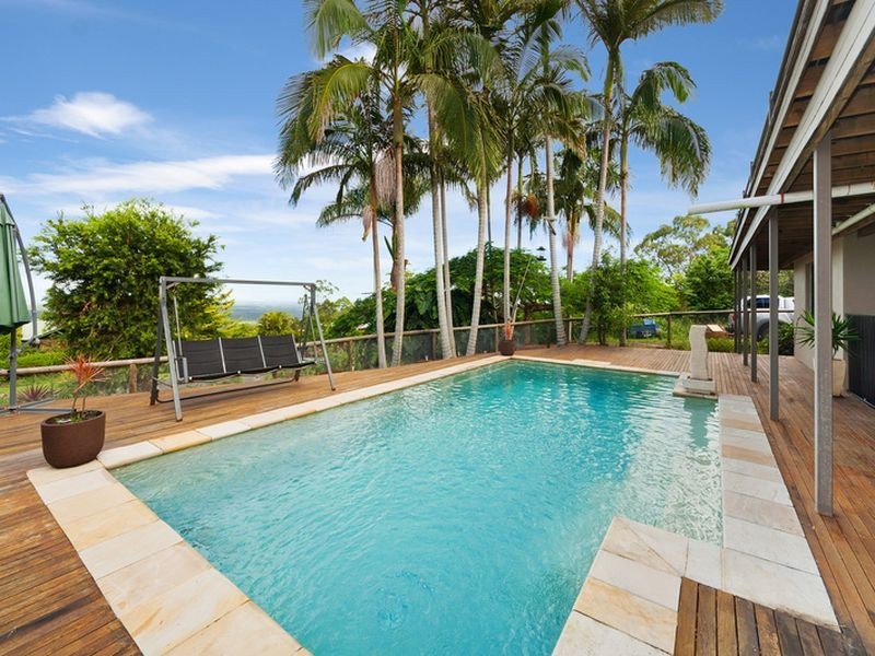 18 Ocean View Road, Mount Mellum QLD 4550