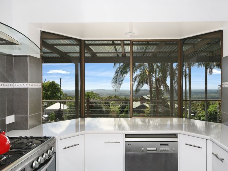 18 Ocean View Road, Mount Mellum QLD 4550