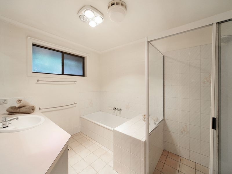 18 Ocean View Road, Mount Mellum QLD 4550