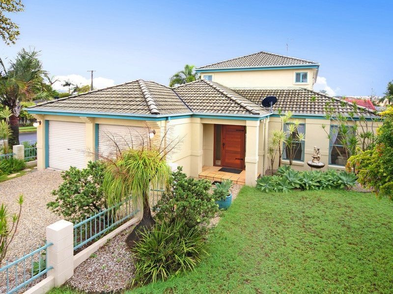 1 Awoonga Court, Mooloolaba QLD 4557