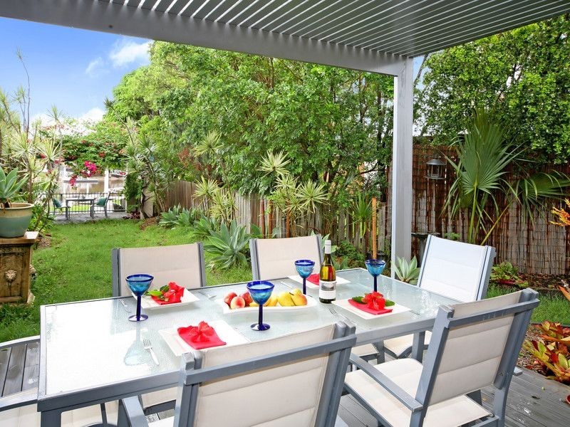 1 Awoonga Court, Mooloolaba QLD 4557