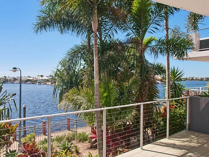 8/51 Grand Parade, Parrearra QLD 4575