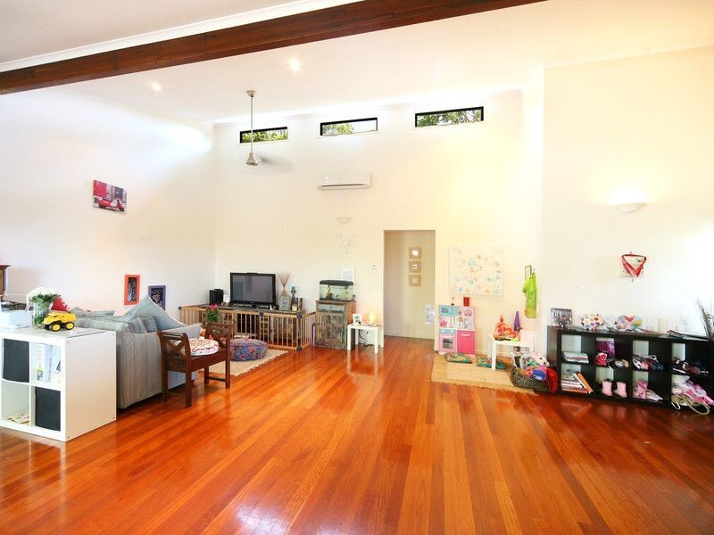 19 Mountain Ridge Crescent, Buderim QLD 4556